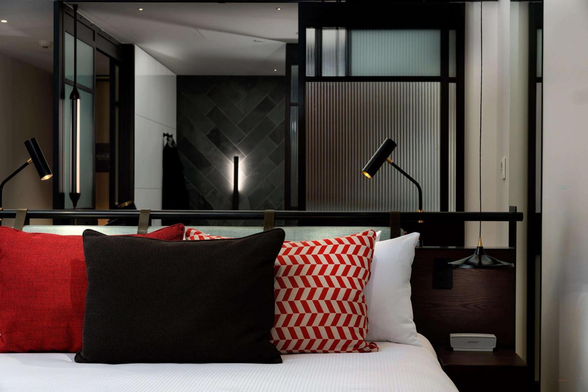 Qt Melbourne Ξενοδοχείο Εξωτερικό φωτογραφία A room at the hotel